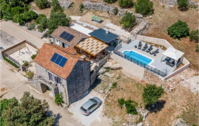 Pet Friendly Home In Smokvica